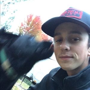 Meet your Posher, Blaine